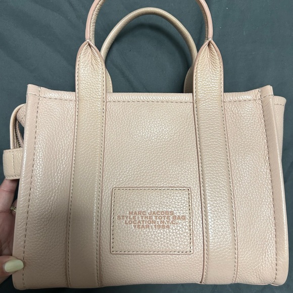 Marc Jacobs Light Pink Tote Bag - Picture 4 of 8